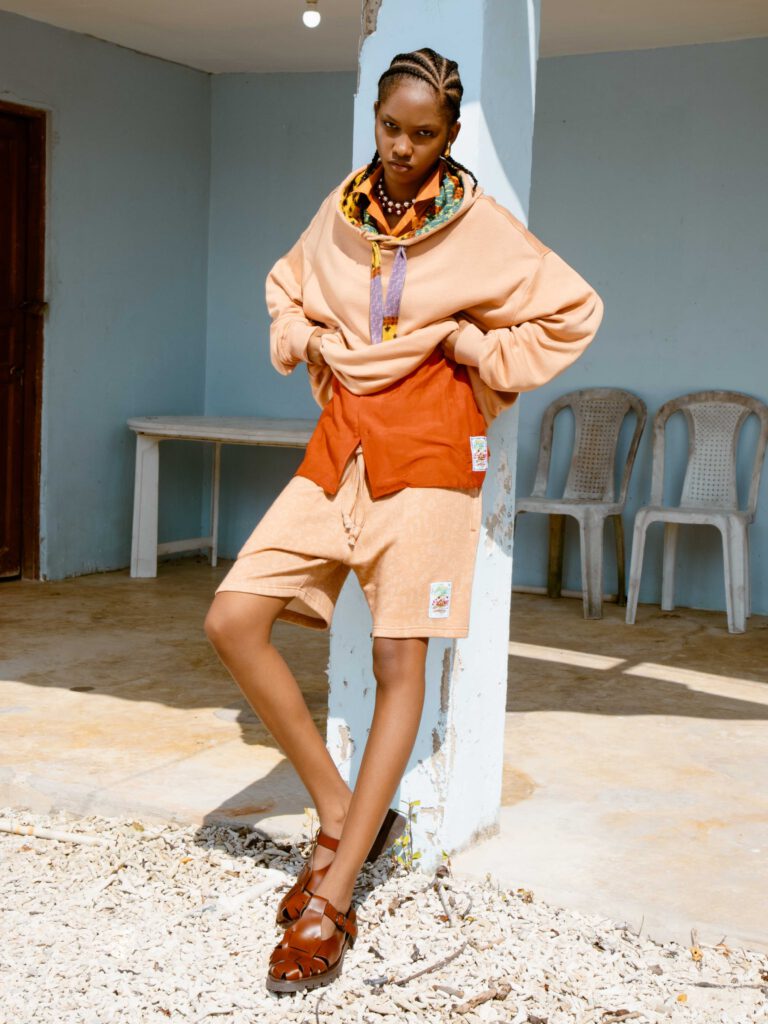 donde-esteban-basurto_hoodie-min