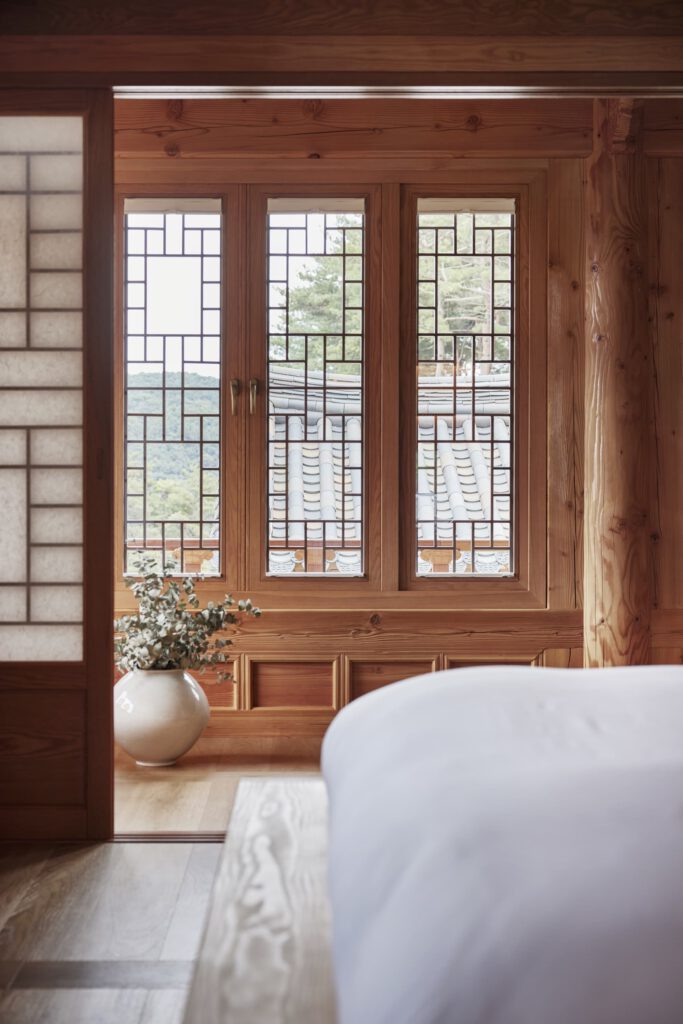 the-hanok-heritage-house-listen-communication_11