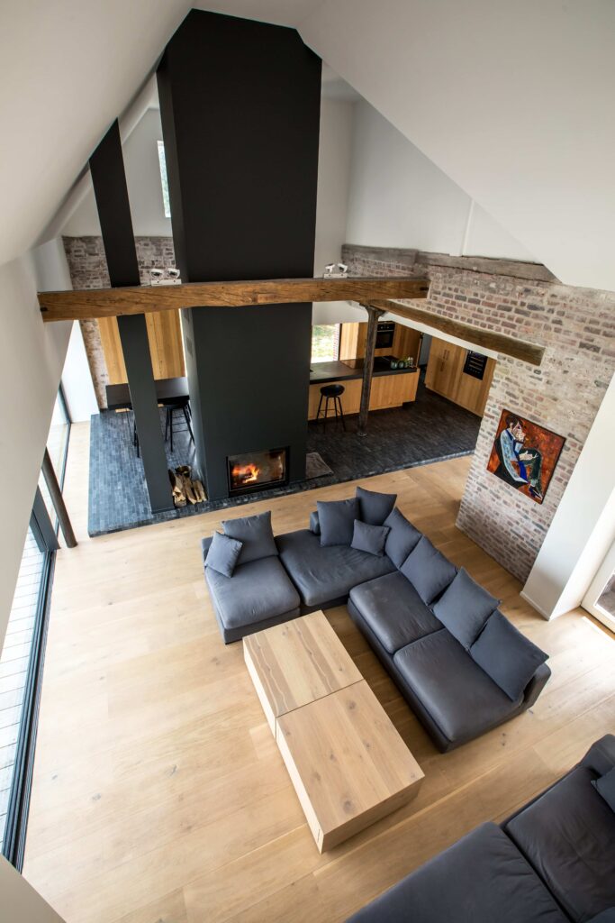 Architecture-ferme-au-carre-guillaume-da-silva-architecture-interieure-habitat-ferme-au-carre-lille-01