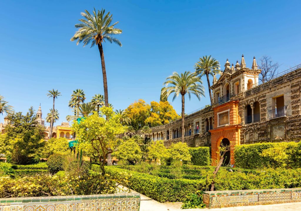 Evasion-Seville-05-shutterstock_2613360329
