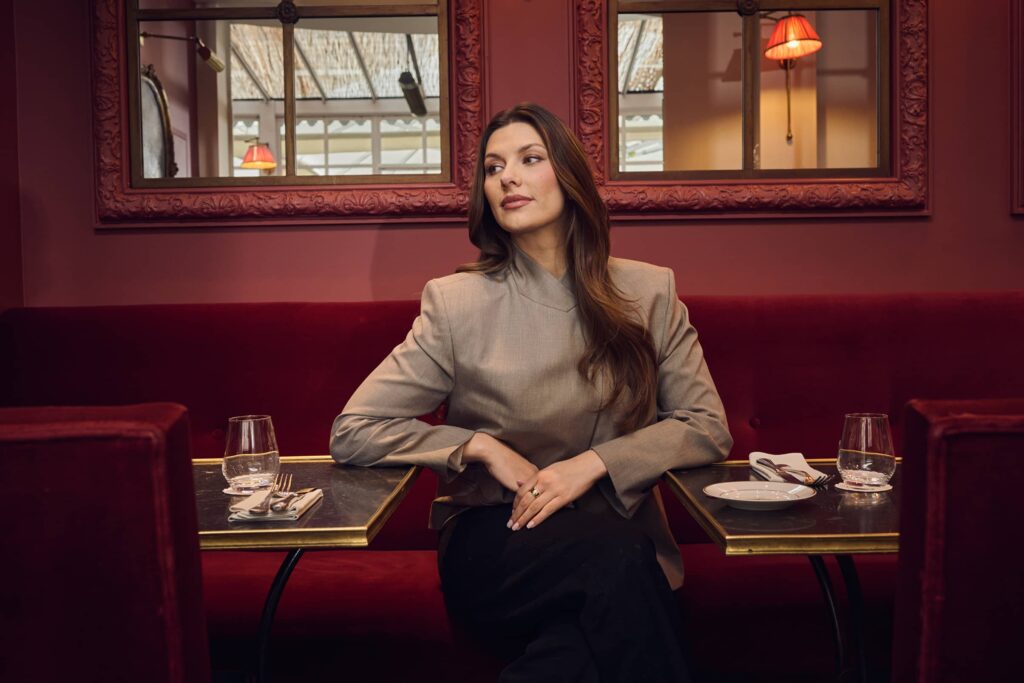 Femme-moderne-Camille-Cerf-05