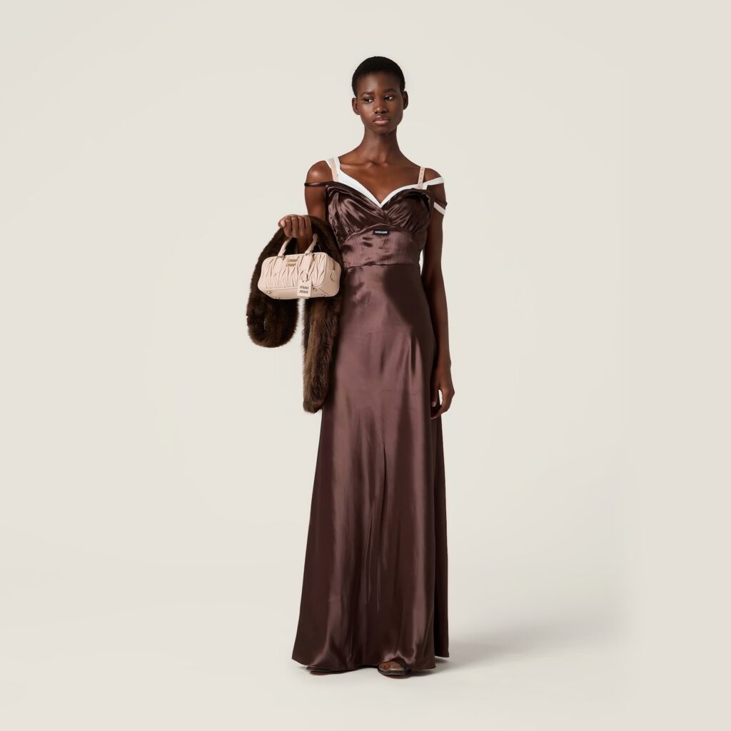 Mode-Tendances-Ete-2026-04@Miu-Miu-Robe-longue-en-satin