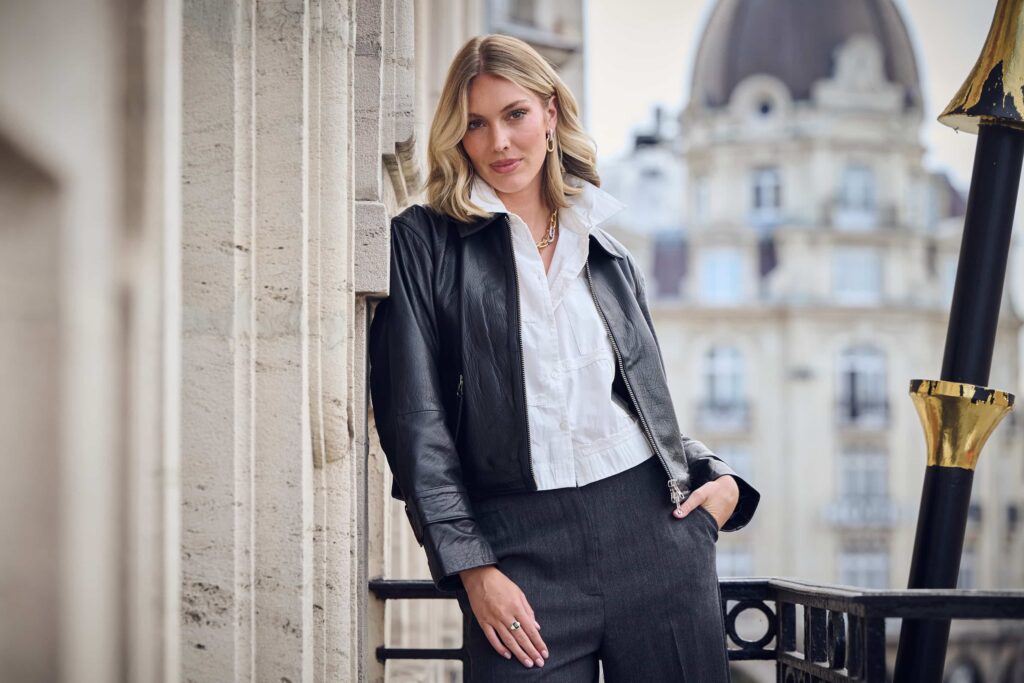 Femmes-modernes-Agathe-Cauet-07